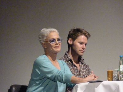 Cologne-convention-panel-cast-by-michaelas-jun-9th-2012-058.jpg