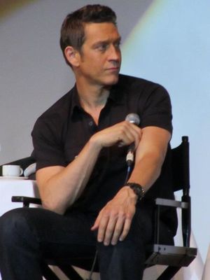 Cologne-convention-panel-robert-hal-harris-by-sannak-jun-9th-2012-002.jpg