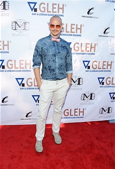 Gleh-garden-party-arrivals-oct-14th-2012-015.jpg