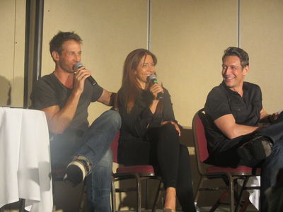 La-qaf-convention-panel-robert-michelle-ryan-by-pam81-jun-9th-2013-0050.jpg