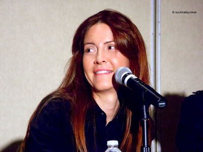 La-qaf-convention-panel-robert-michelle-ryan-by-soulmatejunkee-jun-9th-2013-014.jpg