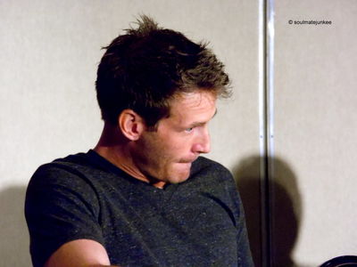 La-qaf-convention-panel-robert-michelle-ryan-by-soulmatejunkee-jun-9th-2013-025.jpg