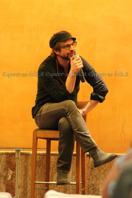 Bilbao-qaf-convention-panel-gale-by-sunshine-mar-29th-2014-0008.jpg