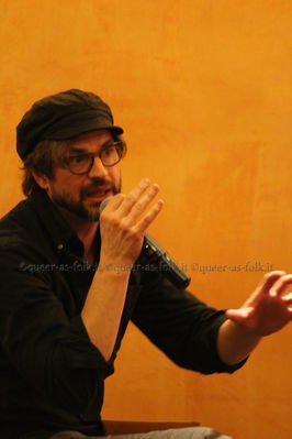 Bilbao-qaf-convention-panel-gale-by-sunshine-mar-29th-2014-0061.JPG