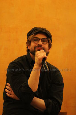 Bilbao-qaf-convention-panel-gale-by-sunshine-mar-29th-2014-0080.JPG