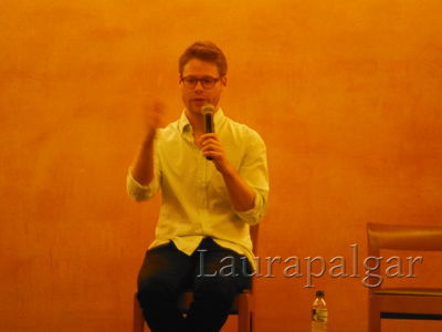 Bilbao-qaf-convention-panel-randy-by-laurapalgar-mar-29th-2014-0001.JPG