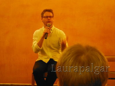 Bilbao-qaf-convention-panel-randy-by-laurapalgar-mar-29th-2014-0020.JPG