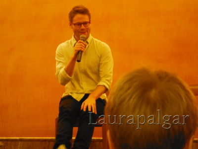 Bilbao-qaf-convention-panel-randy-by-laurapalgar-mar-29th-2014-0026.JPG