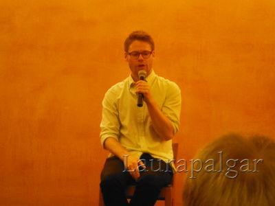 Bilbao-qaf-convention-panel-randy-by-laurapalgar-mar-29th-2014-0131.JPG