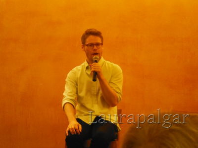 Bilbao-qaf-convention-panel-randy-by-laurapalgar-mar-29th-2014-0135.JPG