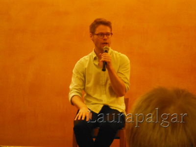 Bilbao-qaf-convention-panel-randy-by-laurapalgar-mar-29th-2014-0137.JPG