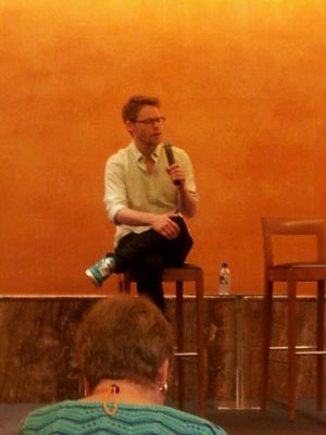 Bilbao-qaf-convention-panel-randy-by-predec2-twitter-mar-29th-2014-006.jpg