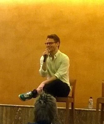 Bilbao-qaf-convention-panel-randy-by-terhi-twitter-mar-29th-2014-000.jpg