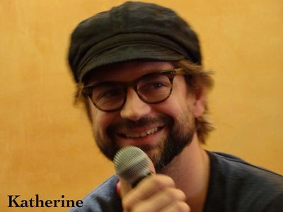 Bilbao-qaf-convention-panel-gale-by-katherine-mar-30th-2014-005.jpg