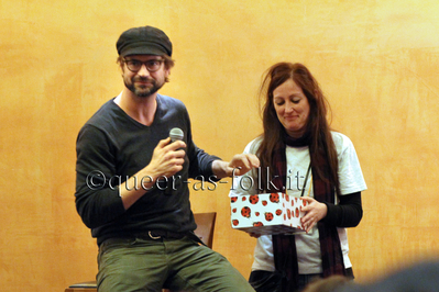 Bilbao-qaf-convention-panel-gale-by-sunshine-mar-30th-2014-0046.JPG