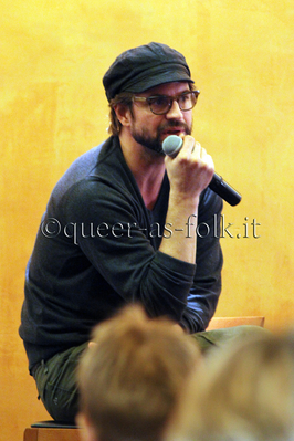 Bilbao-qaf-convention-panel-gale-by-sunshine-mar-30th-2014-0095.JPG