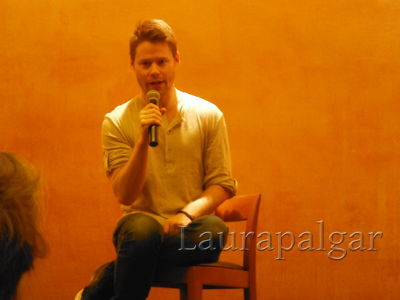 Bilbao-qaf-convention-panel-randy-by-laurapalgar-mar-30th-2014-0003.JPG