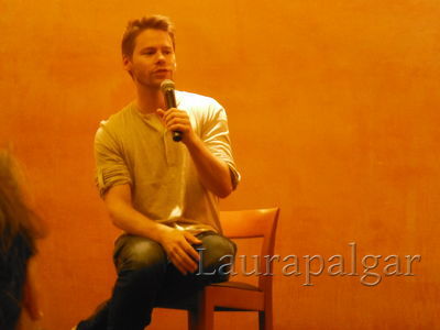 Bilbao-qaf-convention-panel-randy-by-laurapalgar-mar-30th-2014-0033.JPG