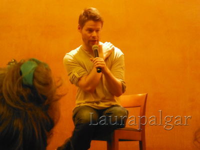 Bilbao-qaf-convention-panel-randy-by-laurapalgar-mar-30th-2014-0037.JPG