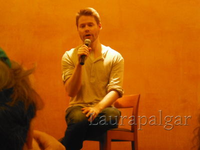 Bilbao-qaf-convention-panel-randy-by-laurapalgar-mar-30th-2014-0045.JPG