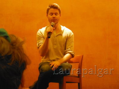 Bilbao-qaf-convention-panel-randy-by-laurapalgar-mar-30th-2014-0046.JPG