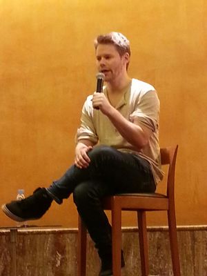 Bilbao-qaf-convention-panel-randy-by-predec2-twitter-mar-30th-2014-004.jpg