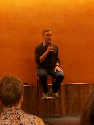 Bilbao-qaf-convention-panel-scott-by-begok2-twitter-mar-30th-2014-000.jpg