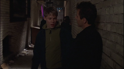 Brian-justin-1x14-1302.png