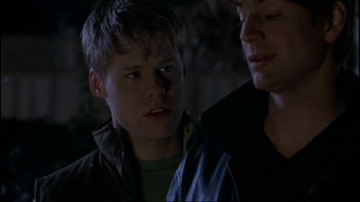 Brian-justin-1x17-2002.png