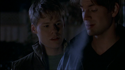 Brian-justin-1x17-2004.png