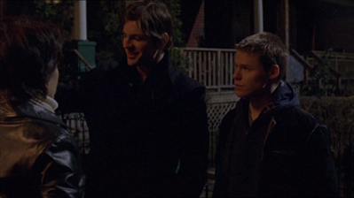 Brian-justin-4x06-1462.png