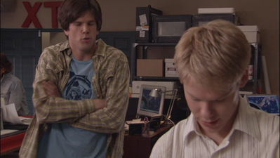 Brian-justin-5x01-0648.png