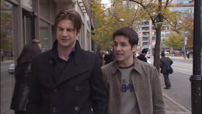 Brian-justin-5x01-0730.png