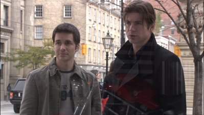 Brian-justin-5x01-0815.png