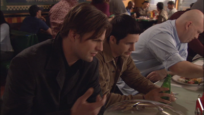 Brian-justin-5x01-1005.png