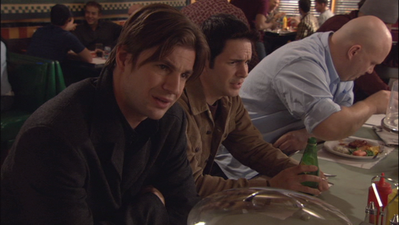 Brian-justin-5x01-1007.png