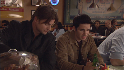 Brian-justin-5x01-1039.png