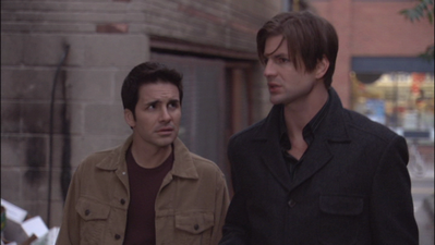 Brian-justin-5x01-1078.png