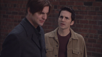 Brian-justin-5x01-1110.png