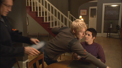 Brian-justin-5x06-0192.png