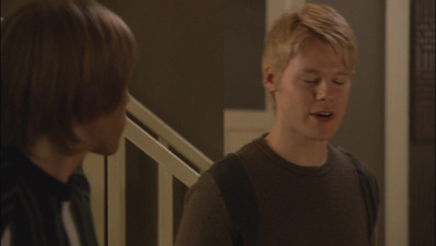 Brian-justin-5x06-0210.png